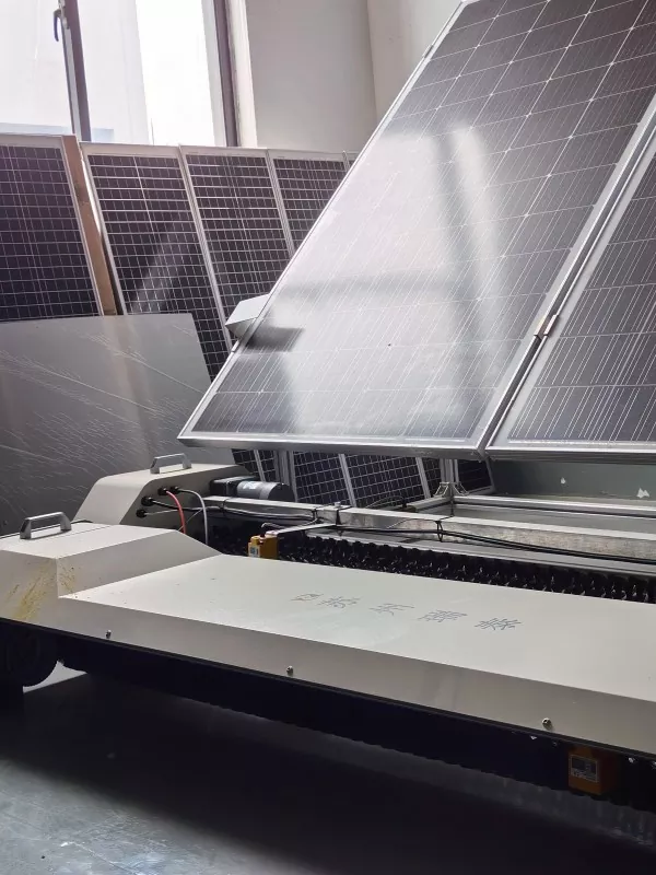PV Cleaning Robot